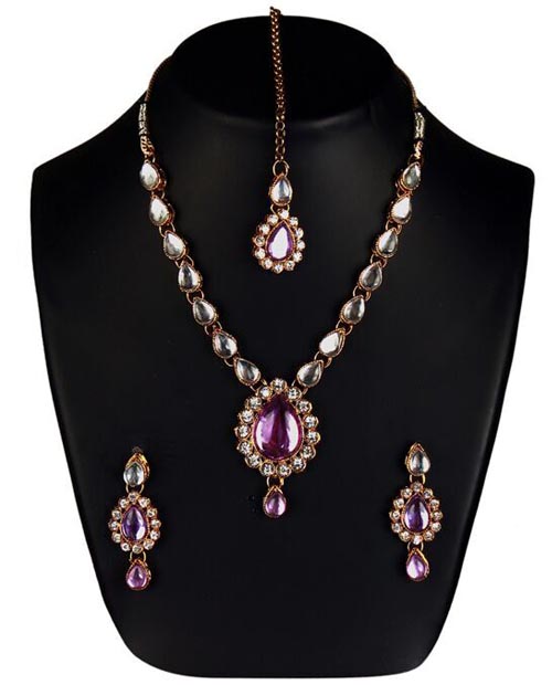 Magnetic Trading Designer diamond necklace set 