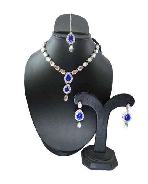 Magnetic Trading Designer diamond necklace set 