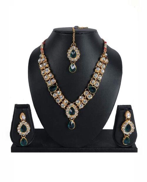 Magnetic Trading Designer diamond necklace set 