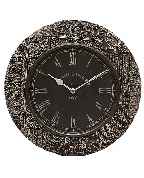 Unique Black Carving Wooden Round Wall Clock