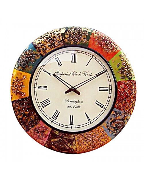 Embossed With Multi Colour Handpainting Wooden Round Wall Colour